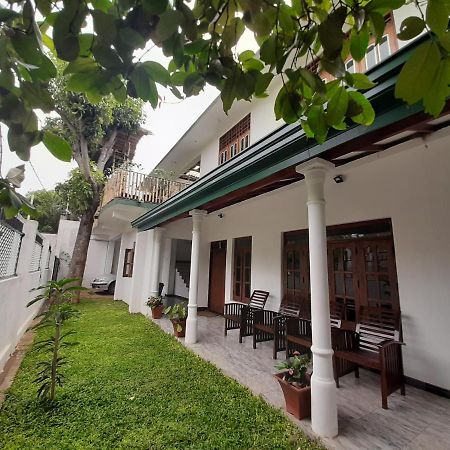 Mangohut Joy Apartment Anuradhapura Exterior photo